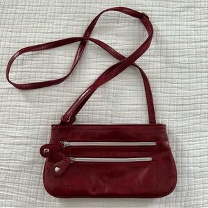 Zippy Compact Red Crossbody Bag